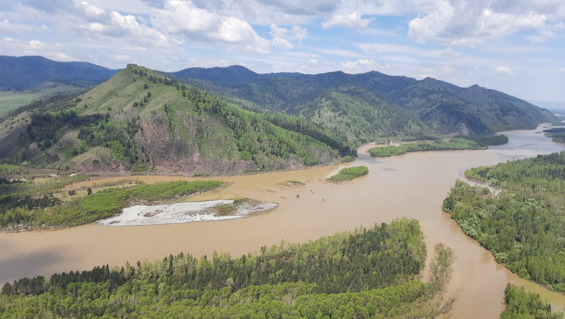 Повышенные уровни воды сохранятся на реках Хакасии до конца мая